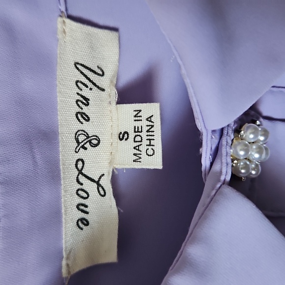 Women's Lavender Button-Up Blouse - Picture 2 of 5